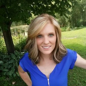 Meet your Posher, Angie